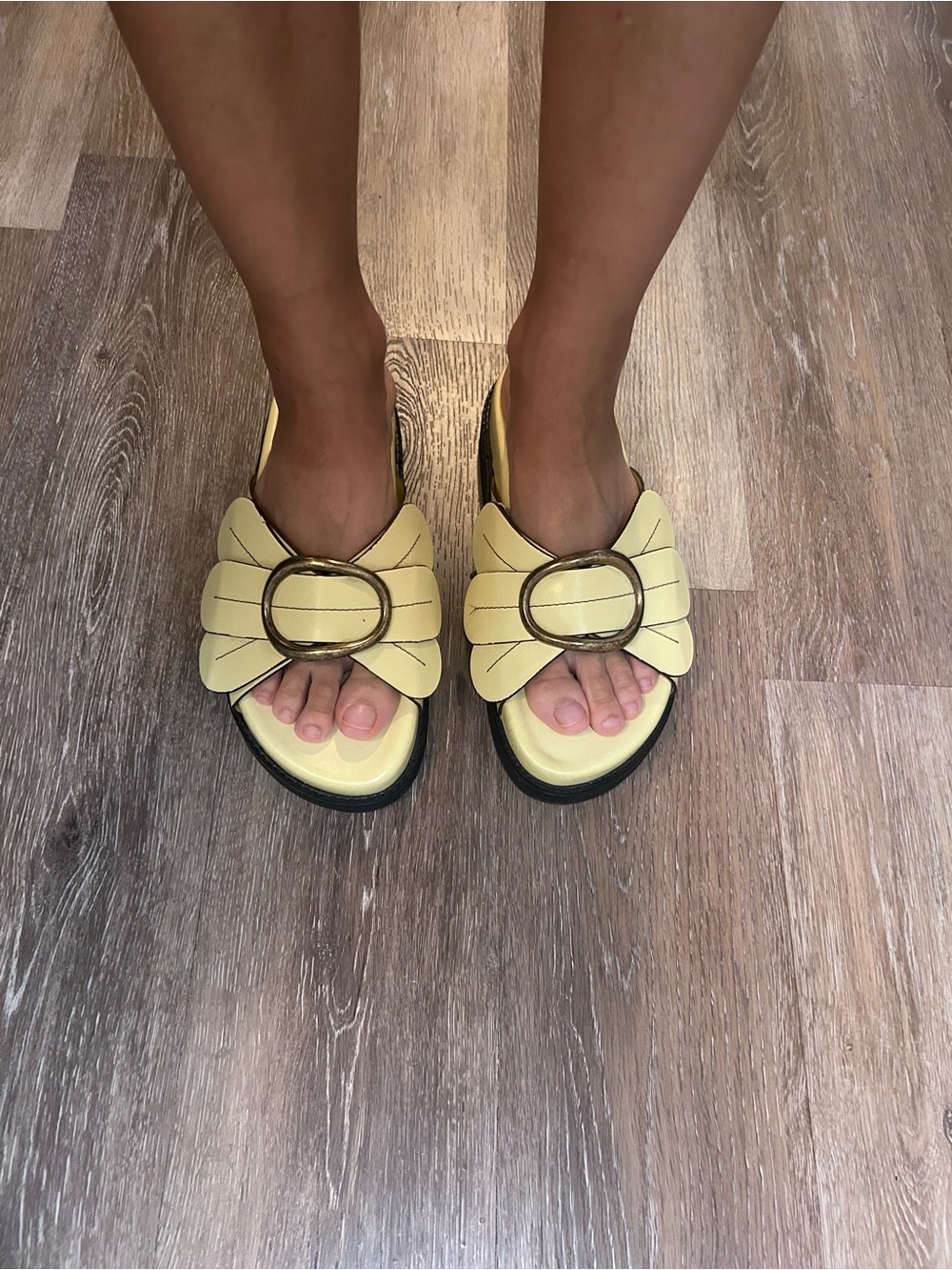 FARM Rio Pale Yellow Leather Slide Mules with Brown Trim - Picture 6 of 6